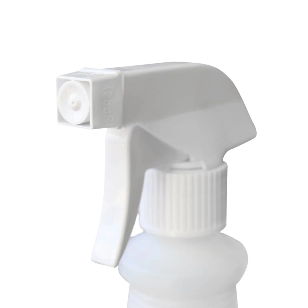Snow Joe SupplyAID 32 Oz. Spray Bottle, White, 4/Pack (RRS-PSB32-4) 6 Snow Joe SupplyAID 32 Oz. Spray Bottle, White, 4/Pack (RRS-PSB32-4) - Image 4