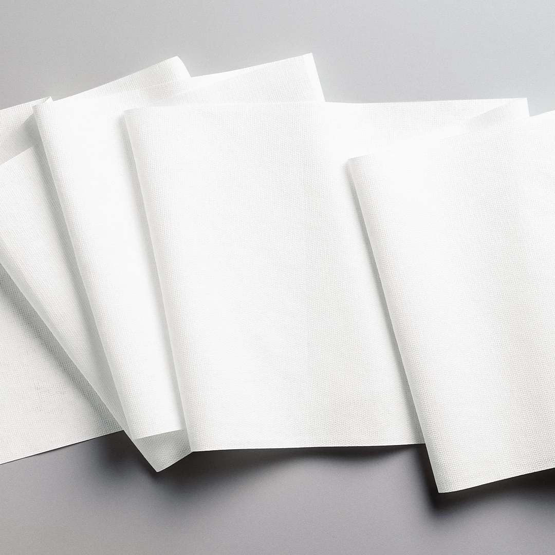 WYPALL L30 Durable Fibers Wipers, White, 70 Wipers/Roll, 24 Rolls/Carton (05843) 6 WYPALL L30 Durable Fibers Wipers, White, 70 Wipers/Roll, 24 Rolls/Carton (05843) - Image 4