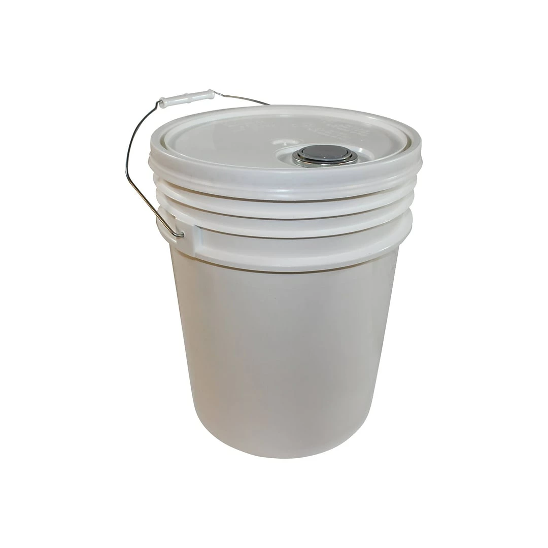 Impact Bucket, 20 Qt., White (5515) 3 Impact Bucket, 20 Qt., White (5515)