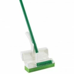 Libman Scrubster™ 9"W Mop With Ergonomic Wringer (3103)